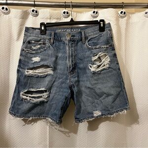 American Eagle 90s Boyfriend Jean Short Distressed Denim High Rise Light Wash 8
